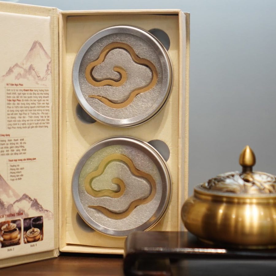 Hộp trầm hương ngũ sắc