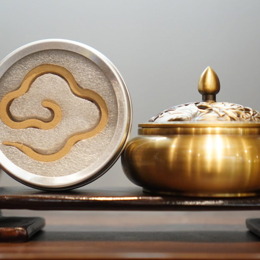 Hộp trầm hương ngũ sắc