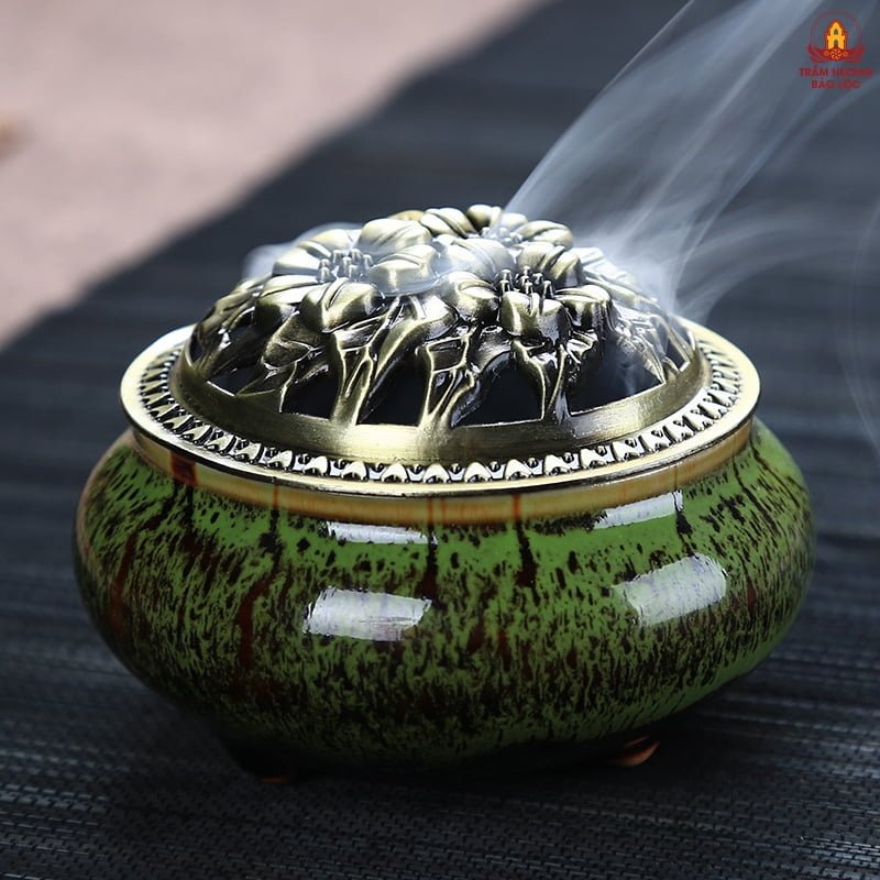 Trầm Hương Xông Nhà