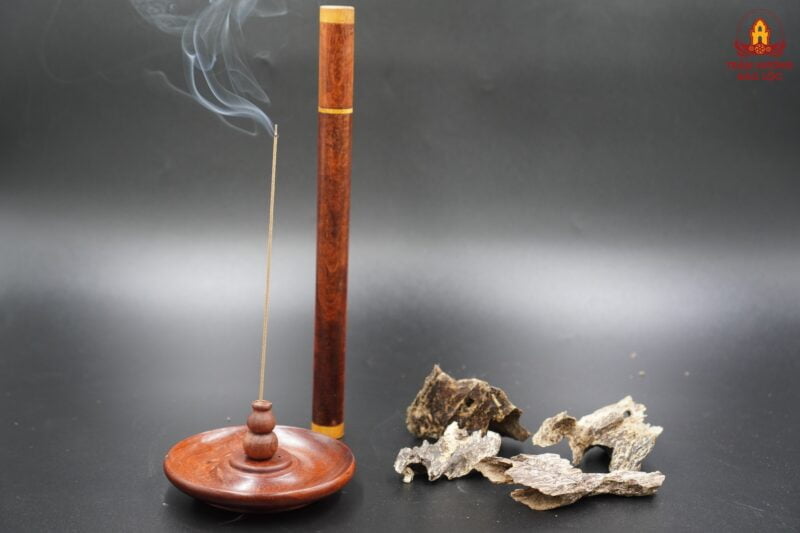 Trầm Hương Xông Nhà