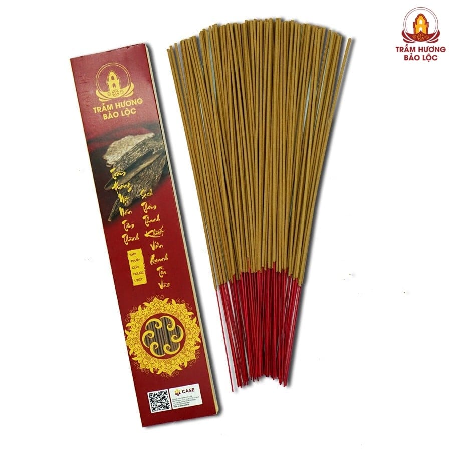 Giá trầm hương đốt
