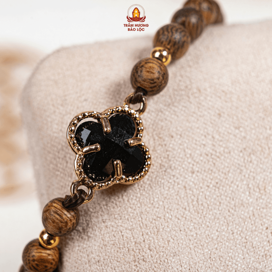 Vòng Trầm Tứ Diệp Cát Tường - Đen