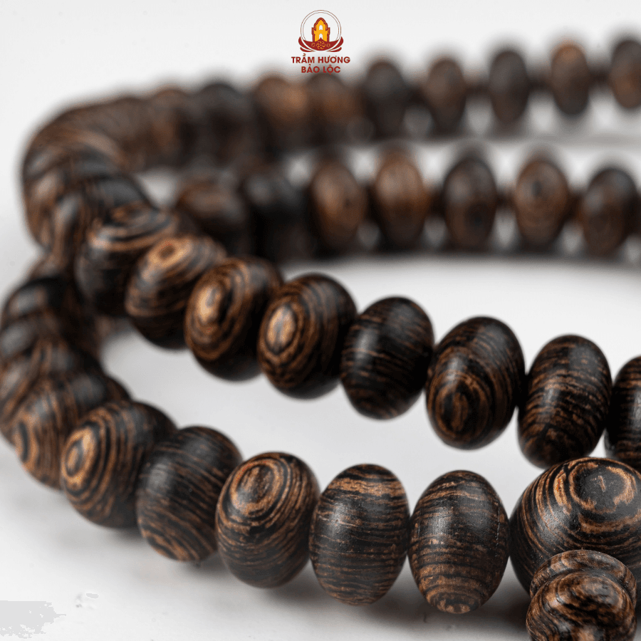 V65 (2) Vòng Trầm Bảo Lộc - Sánh Đồng Điếu 108 - 8 ly