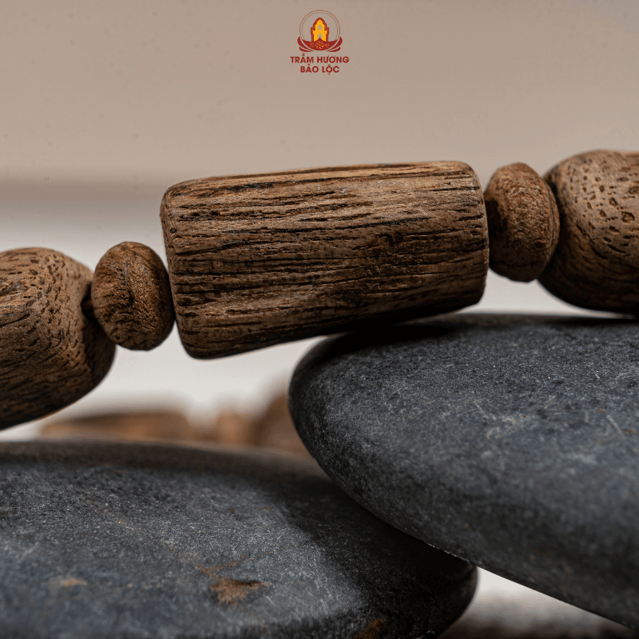 V66 (5) Vòng Trầm Dầu Quảng Nam - Vòng đơn